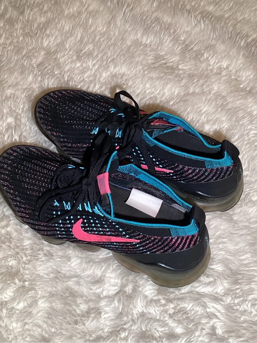 Nike Air Women's Black/Pink Flyknit Running Sneakers size 8.5